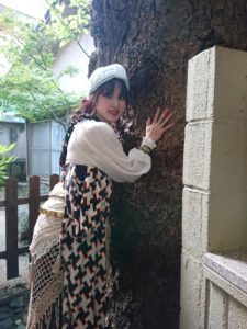 櫛田神社にて 木とザッキー